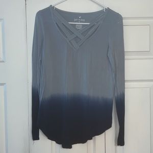 AMERICAN EAGLE, size XS, blue fade, long sleeve